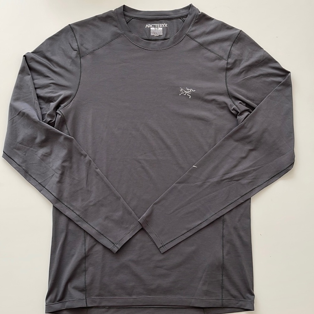 Men’s Arcteryx Lightweight Long Sleeve